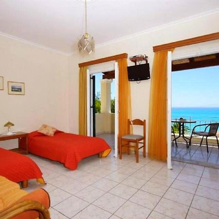 Natalia Apartment B With Panoramic Sea Views Of Agios Gordios Bay Dış mekan fotoğraf