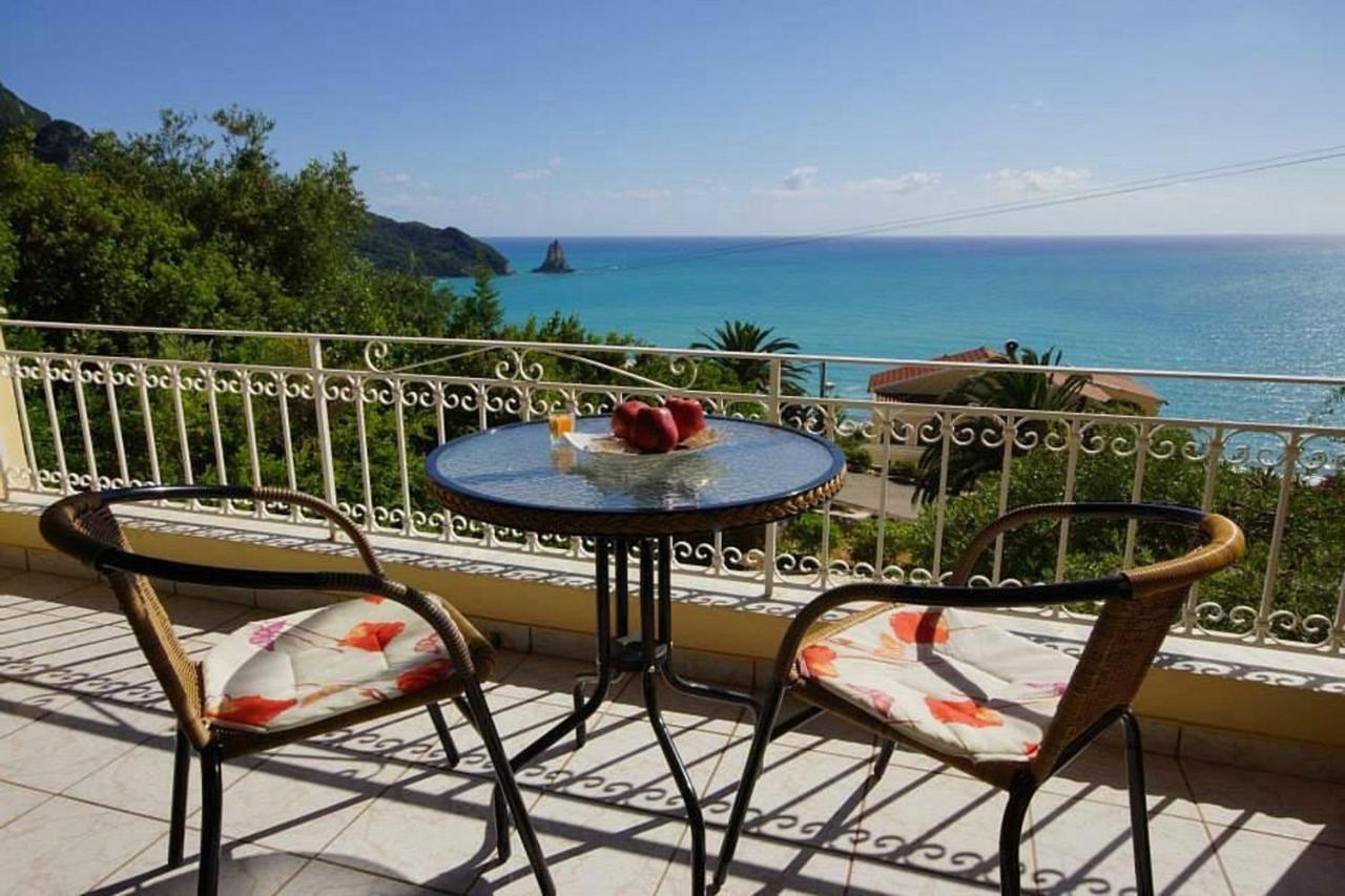 Natalia Apartment B With Panoramic Sea Views Of Agios Gordios Bay Dış mekan fotoğraf