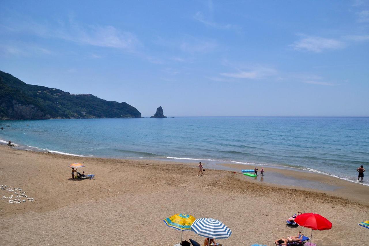 Natalia Apartment B With Panoramic Sea Views Of Agios Gordios Bay Dış mekan fotoğraf