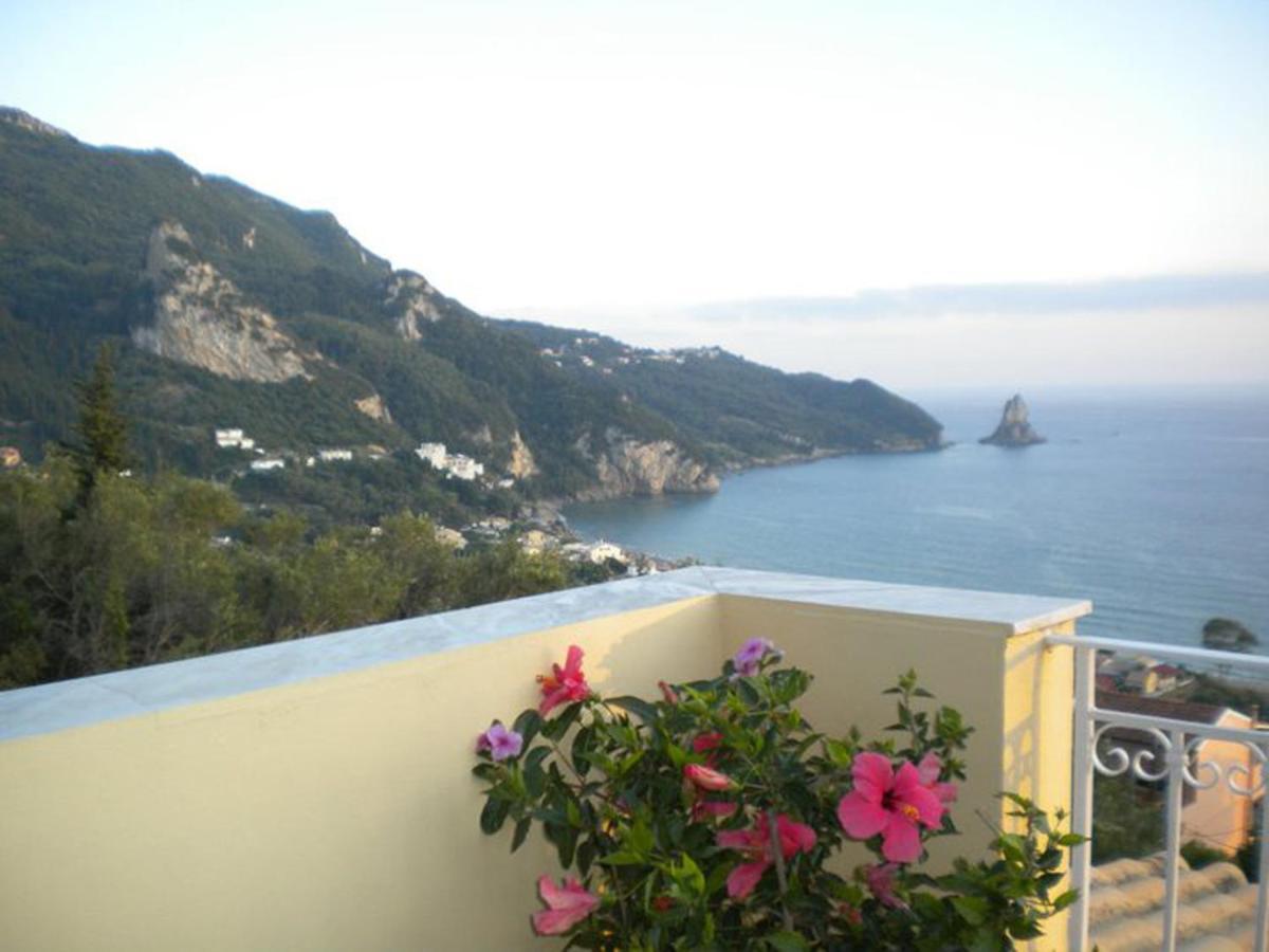 Natalia Apartment B With Panoramic Sea Views Of Agios Gordios Bay Dış mekan fotoğraf