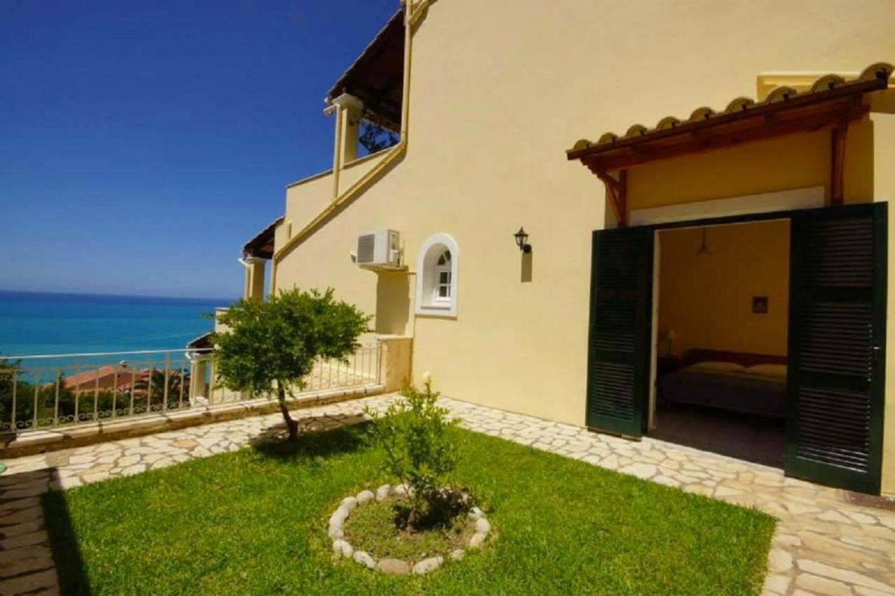 Natalia Apartment B With Panoramic Sea Views Of Agios Gordios Bay Dış mekan fotoğraf