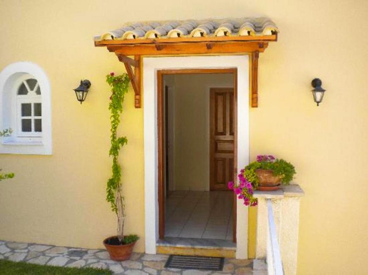Natalia Apartment B With Panoramic Sea Views Of Agios Gordios Bay Dış mekan fotoğraf
