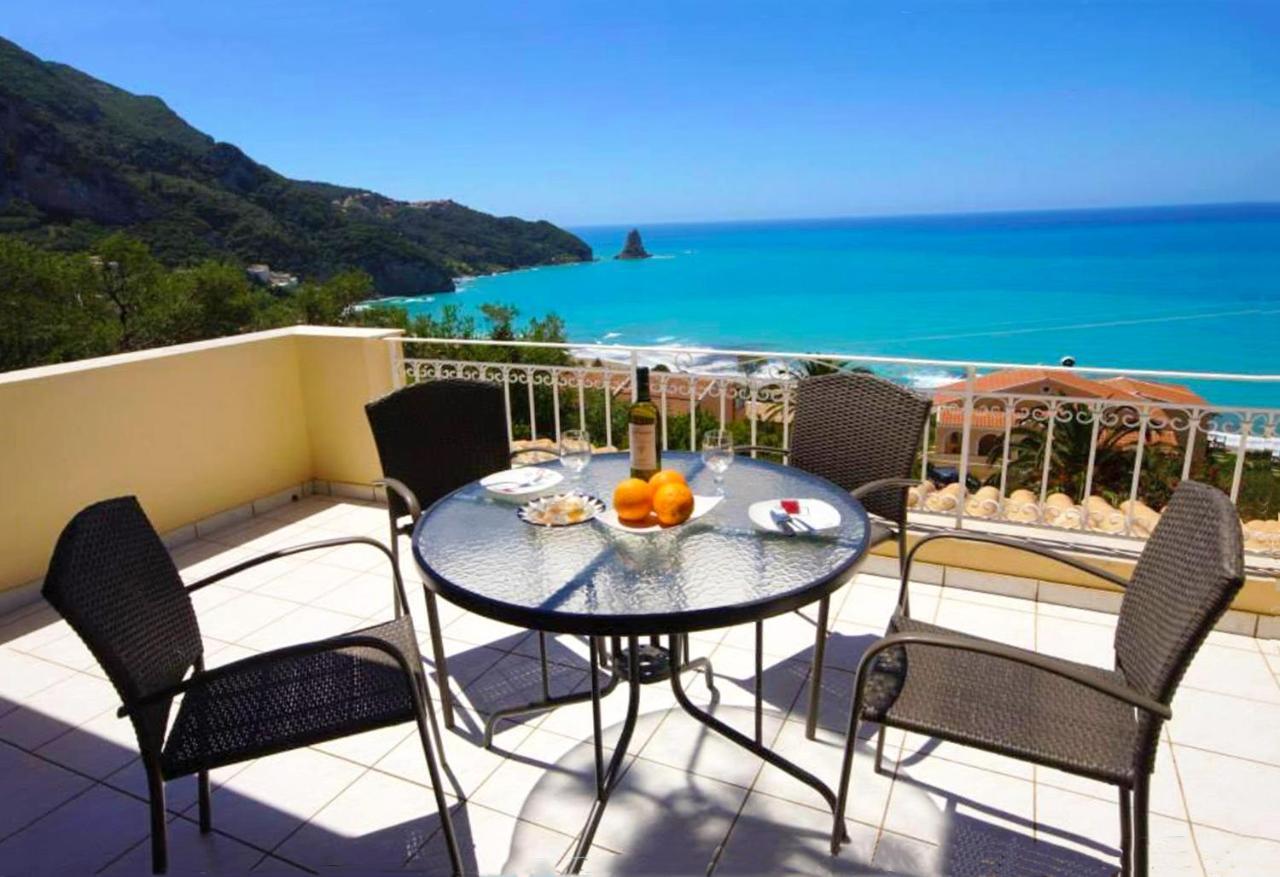 Natalia Apartment B With Panoramic Sea Views Of Agios Gordios Bay Dış mekan fotoğraf